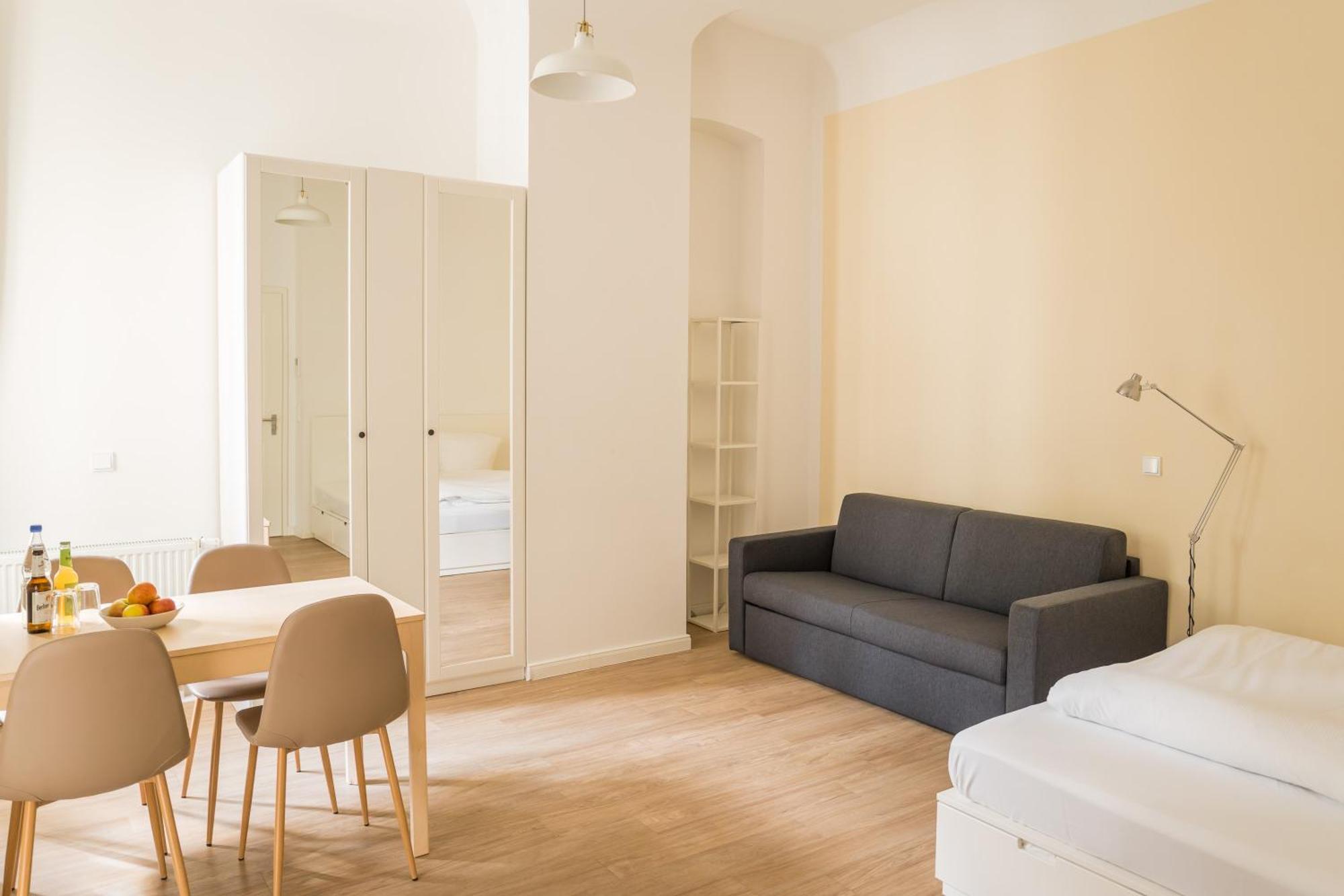 Homaris Apartments Frankfurter Allee Berlin Exteriör bild