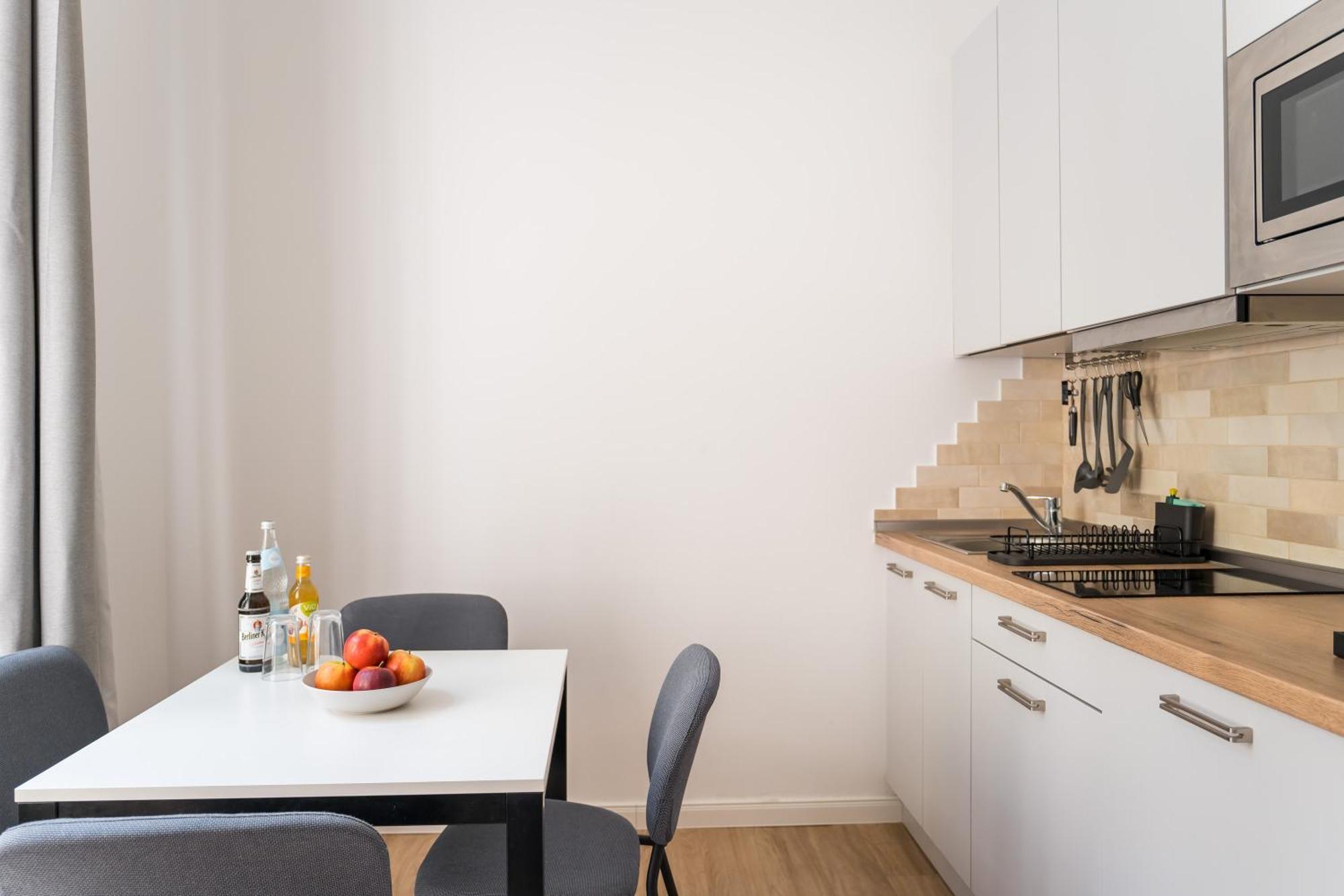 Homaris Apartments Frankfurter Allee Berlin Exteriör bild